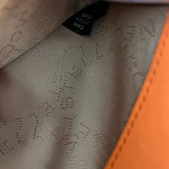 Stella McCartney Falabella Orange flap vegan wallet - Picture 14 of 16